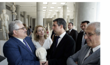 Ο κ. Τζαβάρας με τον Πρόεδρο της Βουλγαρίας Rosen Prevneliev κατά την επίσκεψη του  στο Μουσείο της Ακρόπολης